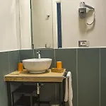 Binario 73 Konukevi